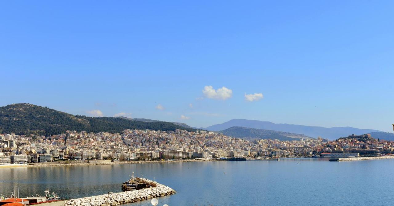 Urban Kalamitsa Beach Appartment Kavala Exteriör bild