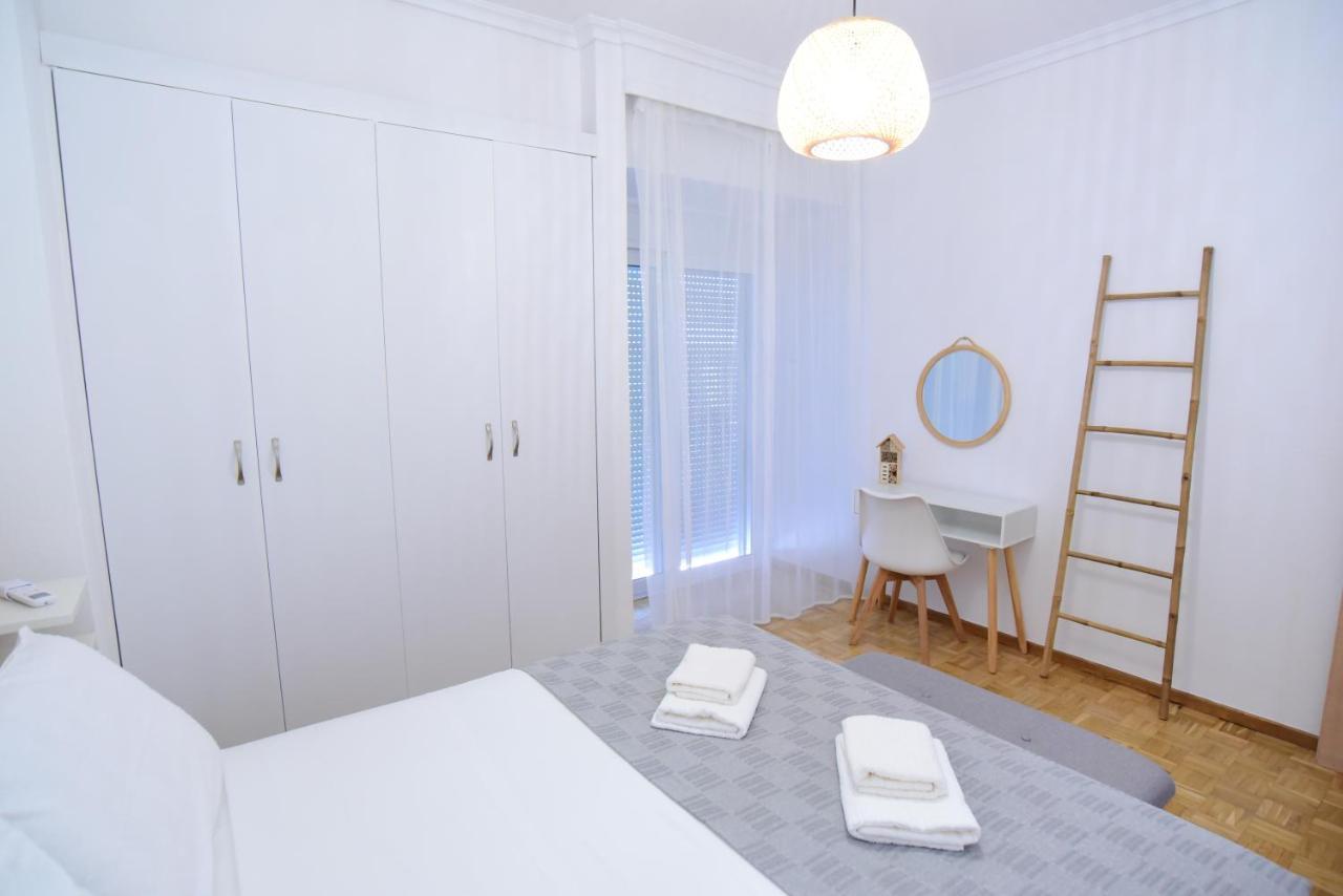 Urban Kalamitsa Beach Appartment Kavala Exteriör bild